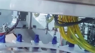 دستگاه پرکن ضد یخ 1 و 4 لیتری | ماشین ساز 09157100071