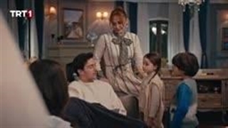 تماشای قسمت 4 سریال عشقی در میان است با زیرنویس فارسی در کانال تلگرام ما/لینک کانال توضیحات