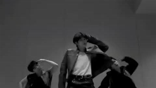 کاور آهنگ 3D از جونگکوک توسط یونجون عضو TXT