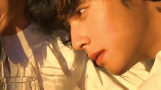 آخه شما به من بگین من برا این پسر نَمیرم :))