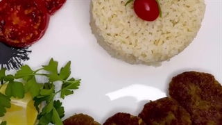 کتلت با برنج قهوه ای