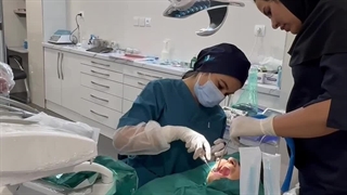 جراحی دو واحد ایمپلنت سوئیسی sic - دکتر نگین اثنی عشری بلیچینگ دندان