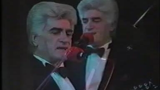 ویگن در کنسرت فرانکفورت با اجرای آهنگ آوازه خوان