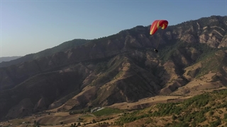 پاراگلایدر