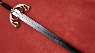 معروف ترین شمشیرهای تاریخ