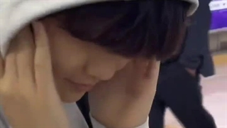 هم کلاسی های اهیون و رامی یه میمی درباره اهیون ساختن⁦(⁠≧⁠▽⁠≦⁠)⁩