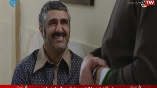 نمیدونه مأمور کنارش نشسته...سکانس سریال زیر خاکی . فصل اول