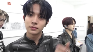 قسمت 1 "EN-CORE" پشت صحنه پروموشن های "ORENGE BLOOD" (زیرنویس فارسی)