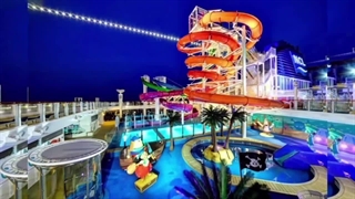 نگاهی به زیبا ترین کشتی کروز |زیباترین و حیرت انگیزترین کشتی مسافربری جهان رو بشناسیم