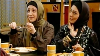 دانلود رایگان قسمت بیست‌وششم سریال طنز وپرخاطره نقطه چین