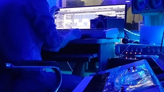 مهدی میرزایی اجرای دلی آهنگ بیقرارتم