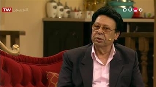 مهران مدیری در کنار زنده یاد حسین عرفانی در برنامه دورهمی فصل اول