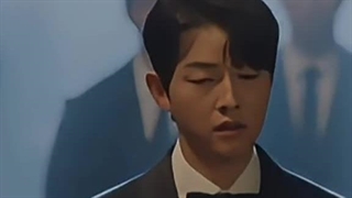 اینجاست که شاعر میگه شرحه شرحه ی تک تک جزئیاتتم:)ㅠㅠ