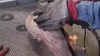 داخل کاتالیزور چیست؟