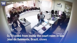 لحظه شلیک مرد برزیلی به قاتل پدرش در دادگاه