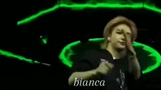 Skz kiss her! /crazy stay