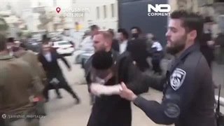 برخورد تند پلیس اسرائیل با طلاب یهودی مخالف رفتن به خدمت سربازی !!