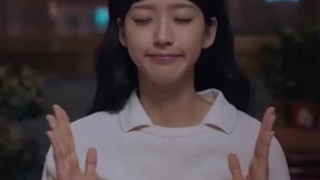 - تم جدید چطوره؟ عیدتونم مبارک