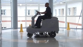 نظافت کامل بیمارستان با تجهیزات صنعتی