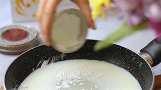 بستنی زعفرانی