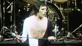 Queen - We Are The Champions (Official Video)