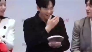 وایییی اینجااا،،،سوچول خیلی خوب گفت :)))