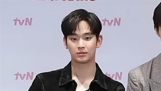 یه نفر اینجا هم داره حسودی میکنهههه ///