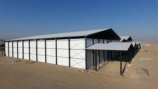 پوشش ساندویچ پانل سقفی و دیواری یکی از پروژه های شرکت مدرن پانل