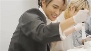 وقتی هونگ جونگ کیوت میشه : سونگهوا ¬_¬