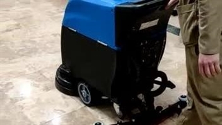 نظافت کف با استفاده از مدل DP12050B