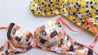 ست شورت و سوتین اسفنجی طرح دار مدل 315