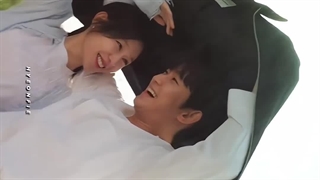 تنها معجزه زندگی من روزهایی بود که در کنار هم بودیم  پس بعد از یک سفر طولانی اگر دوباره ملاقاتت کنم دستت را محکم میگیرم:)