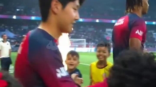 لی کانگ این