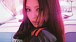 شاهکار جدید فندوم اومدن با هوش مصنوعی یه آهنگ ساختن به نام i'm jennie ♡-♡