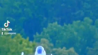 جنگنده اف-15 در حال انجام مانور کولبیت