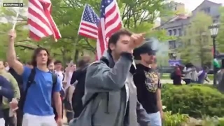 معترضان به تبلیغات طرفدار حماس نسبت به حضور این دانشجویان فشار می آورند !!