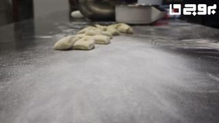 پخت نان پیتا در فر بروج