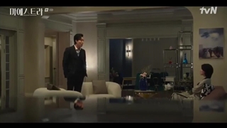 سه‌اوم شخصیت عالی داره از نظر من (این فیلم از او دسته فیلم هایی که باید تا آخر عمر ادامه داشته باشه)