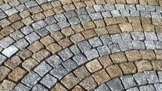 جذاب ترین سنگهای انتیک برای محوطه سازی