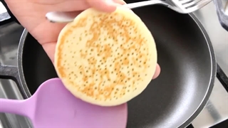 طرز تهیه پنکیک به ساده ترین و اصولی ترین روش ، یک صبحانه راحت و خوشمزه