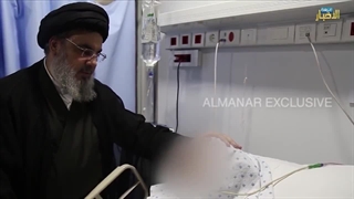 گزارش المنار از حضور علامه سید حسن نصرالله بر بالین مادر گرامیشان در بیمارستان