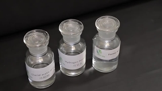 آب اکسیژنه در مقایل اسید استیک