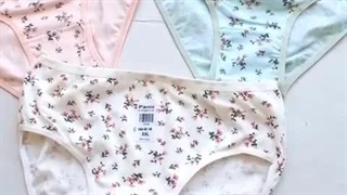 شورت زنانه طرح دار نخی مدل 99254