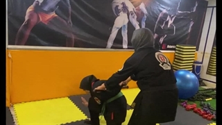 دفاع شخصی و قوت الرمی بانوان مهدیه سادات میرعطاالهی در کرمان 4