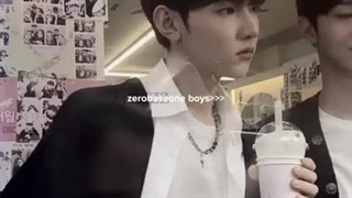 (:Zerobisone