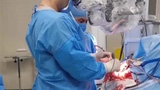 جراحی مغز پسر جوان با ضایعه عروقی