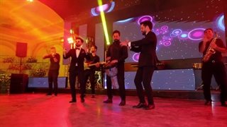 اولین مدلی بایان موزیک به نام قر1