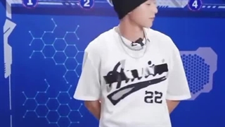 قایم موشک بازی تان جیانسی و دیلان وانگ ... در سلام شنبه  فقط جوری که تان قایم میشه