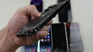 تست مقاومت آیفون 14 پرو | پرتاب آیفون 14 پرو از بالای 300 پله