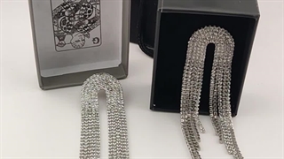 گوشواره طرح جواهر استیل